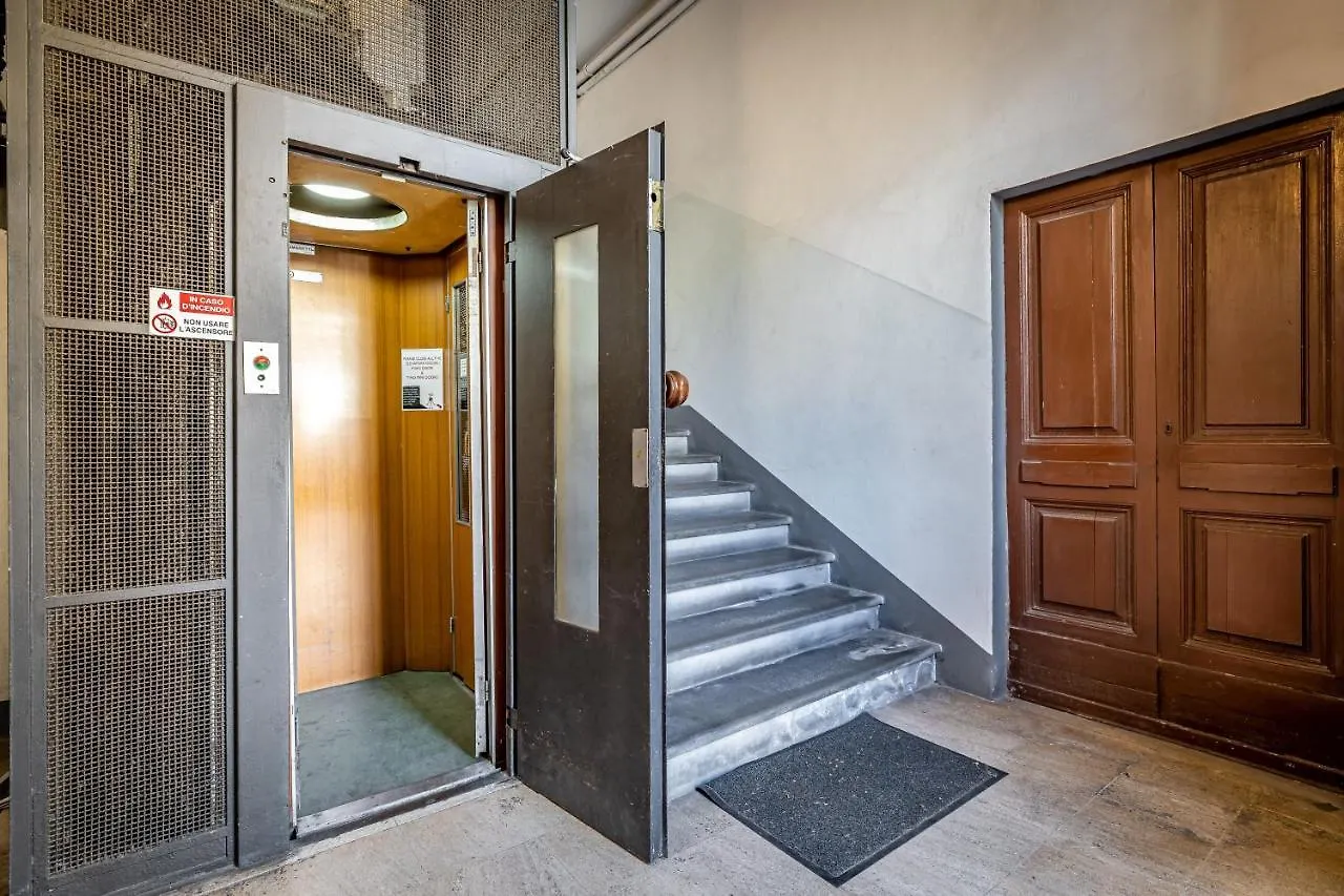 Bed & Breakfast Maison Pitti Florence Italy