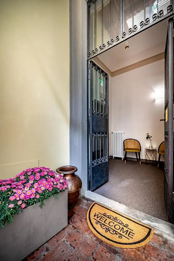 Bed and breakfast Maison Pitti Florencia Italia